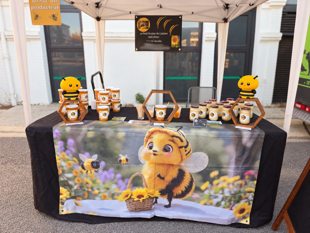 Stand du Petit Rucher de Catdom sur les marchés de Vendée